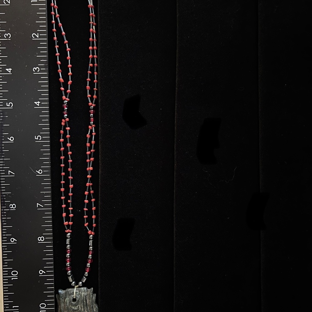 RED NECKLACE - Picture 4 of 6